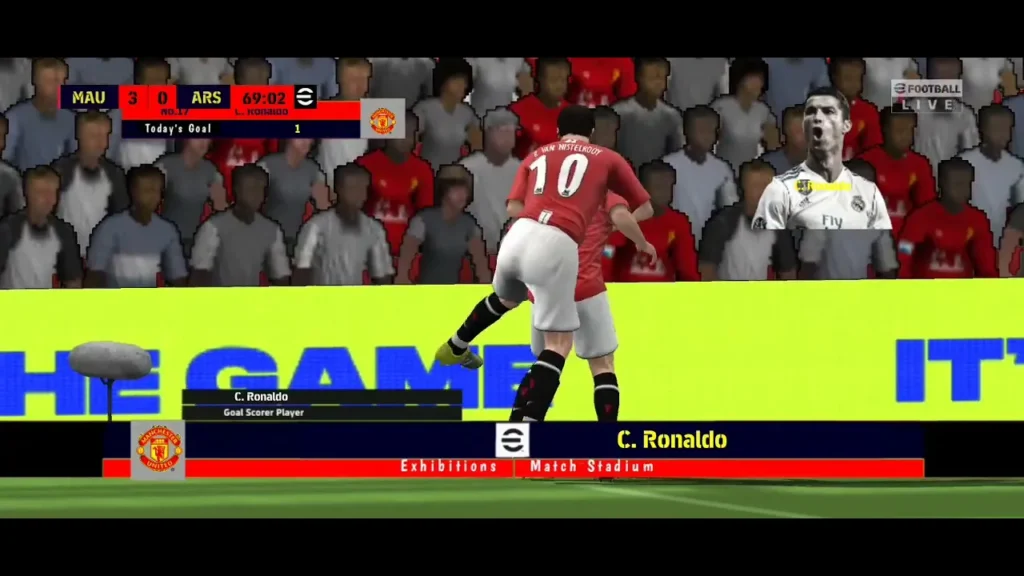 FIFA 16 Mobile Mod gameplay showing Manchester United vs. Arsenal, featuring a Cristiano Ronaldo goal celebration and custom score HUD.